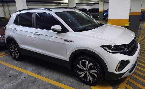 VOLKSWAGEN T-CROSS 1.0 200 TSI TOTAL FLEX AUTOMÁTICO VOLKSWAGEN T-CROSS 1.0 200 TSI TOTAL FLEX AUTOMÁTICO